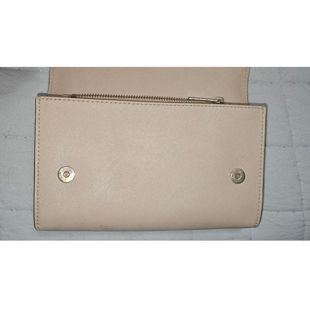 Michael Kors Beige Saffiano Leather Crossbody Wallet Bag with Removable Pouch - Picture 4 of 12